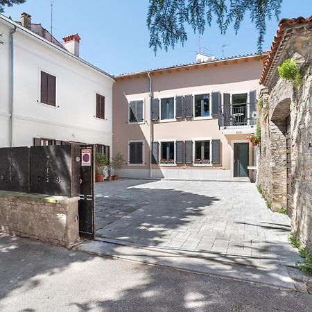 Capraria Appartments In Historic Center, With Private Parking Koper Exterior foto