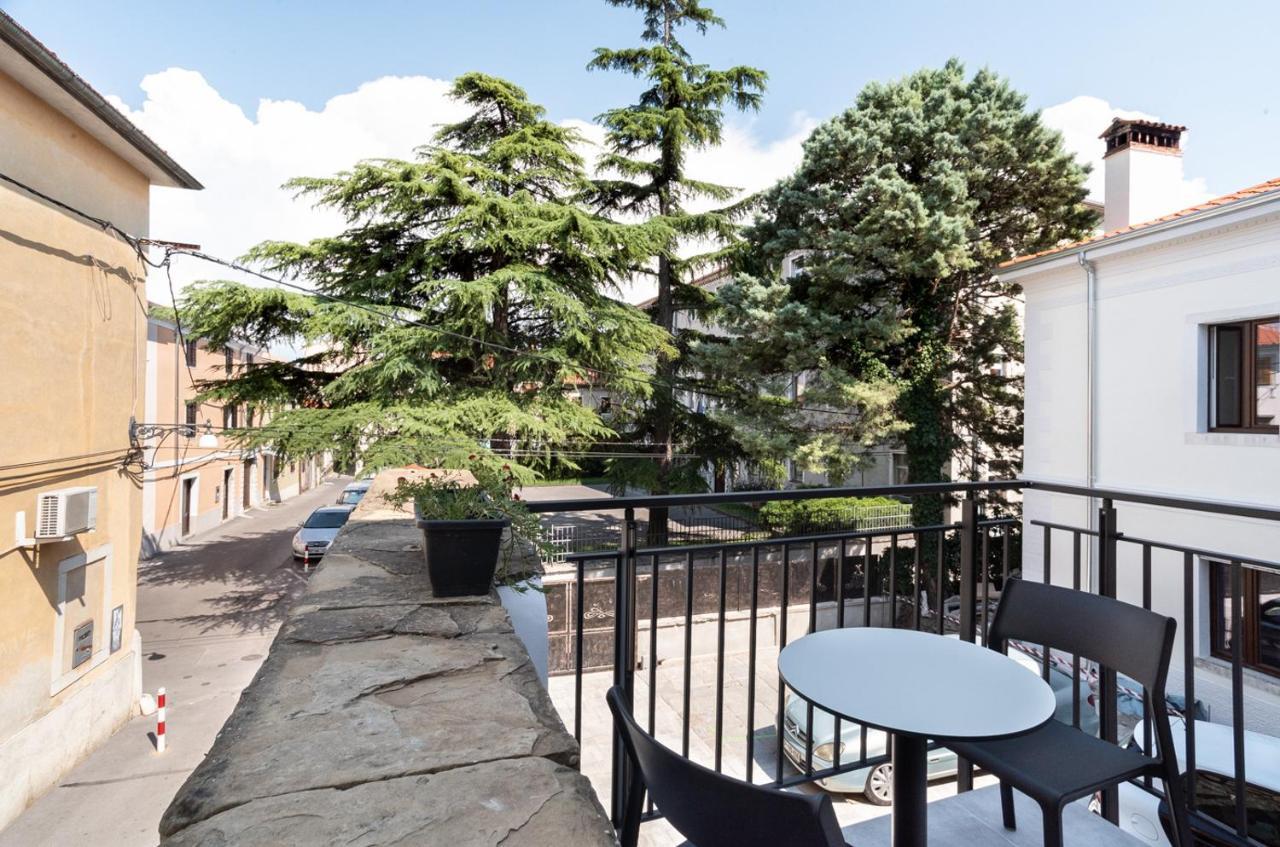 Capraria Appartments In Historic Center, With Private Parking Koper Exterior foto