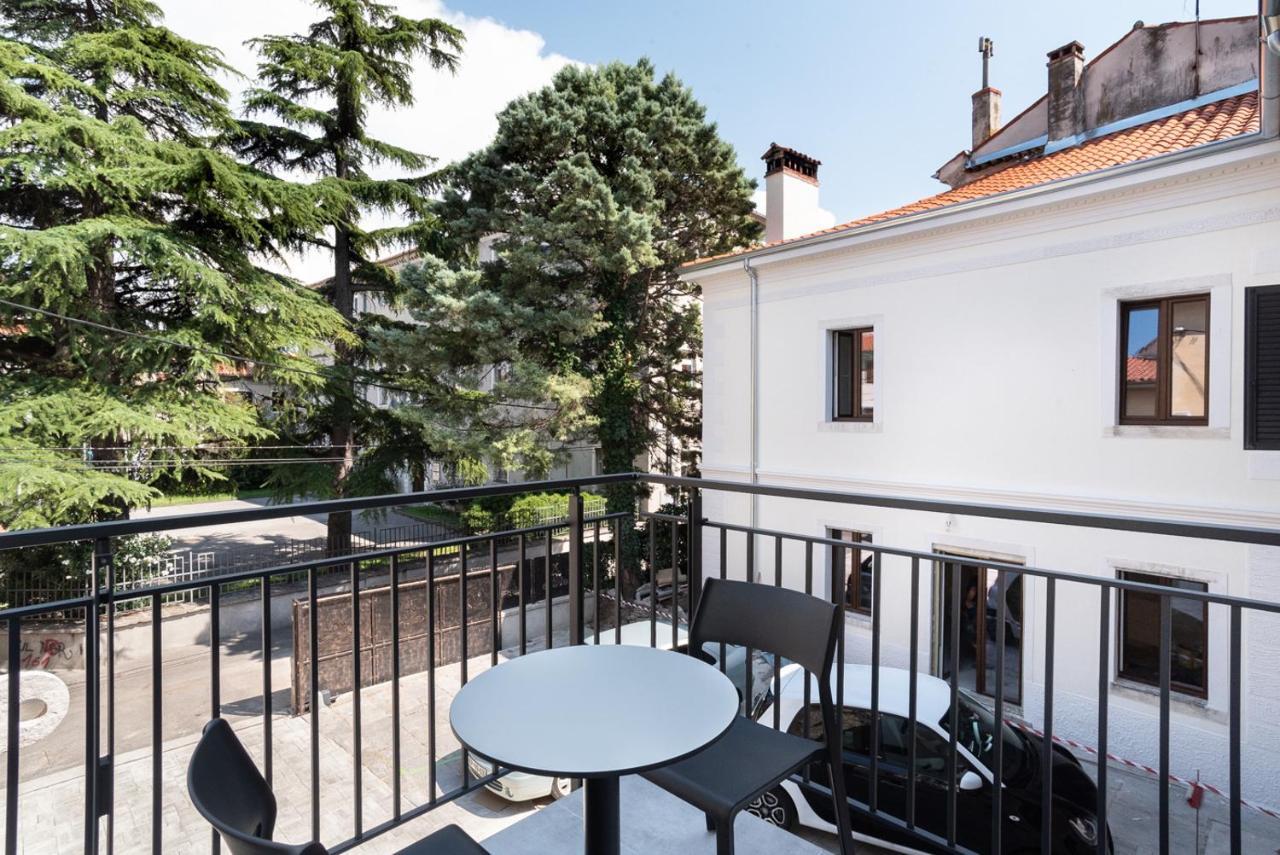 Capraria Appartments In Historic Center, With Private Parking Koper Exterior foto