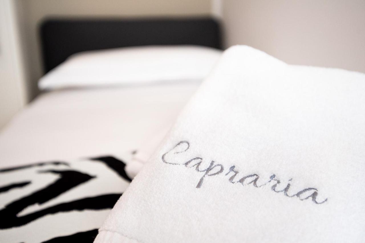 Capraria Appartments In Historic Center, With Private Parking Koper Exterior foto